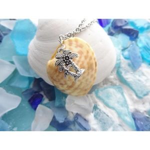 Shell & Charm Simple Necklace Leopard 4